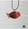 گردنبند چوب و رزین طرح ماهی