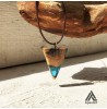 گردنبند چوبی و رزینی طرح مثلث