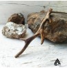 گردنبند چوبی طرح شاخ گوزن طرح پویان