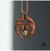 گردنبند چوبی طرح اسلیمی