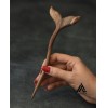 پین چوبی مو طرح دم نهنگ