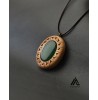 گردنبند چوبی طرح یشم