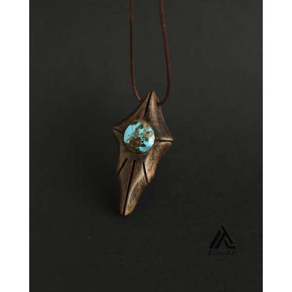 گردنبند چوب و فیروزه طرح گوهرِ شب