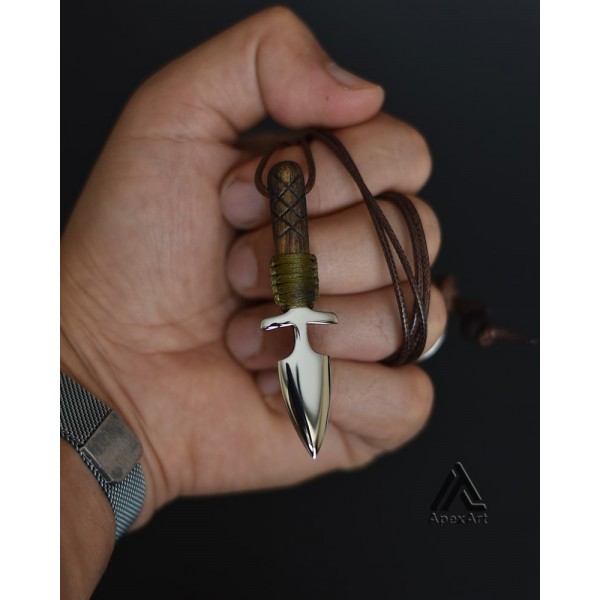 گردنبند استیل طرح نیزه سرخپوستی