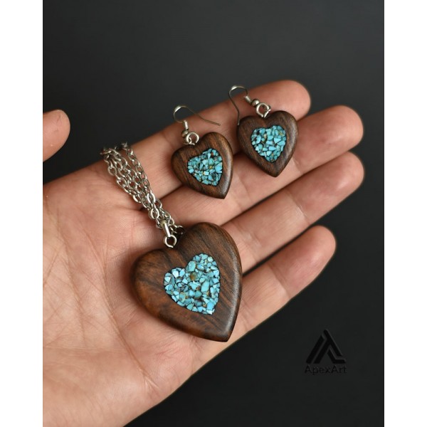 ست گردنبند و گوشواره فیروزه کوبی شده طرح قلب