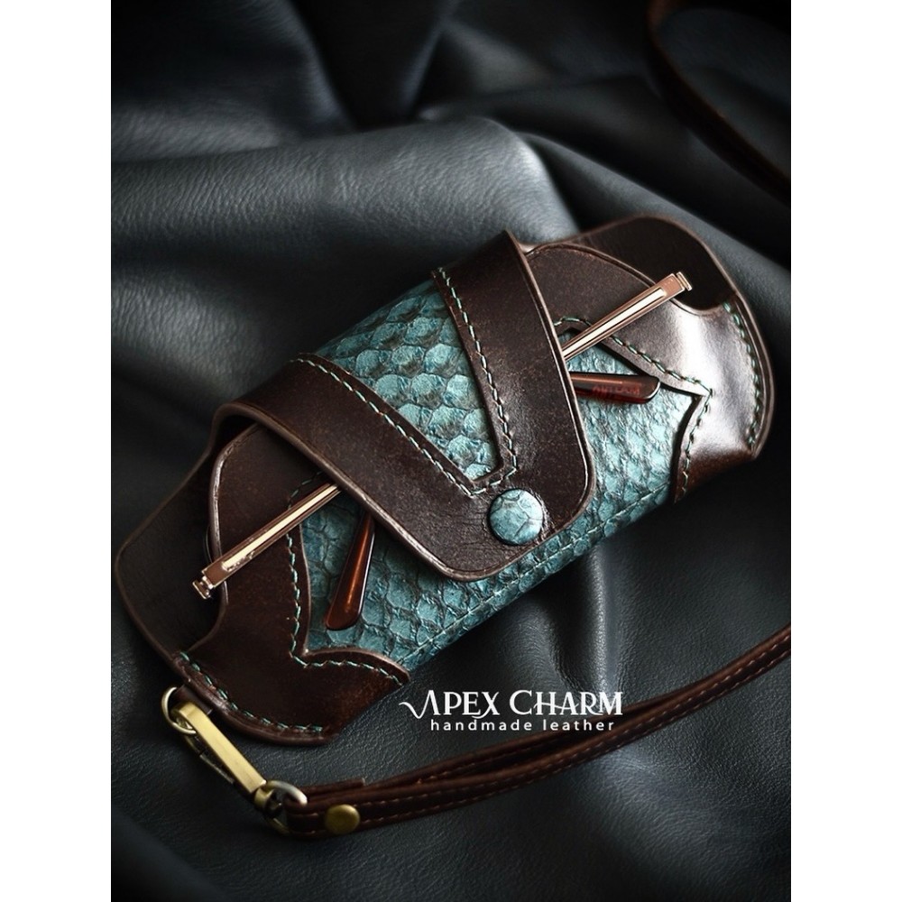 قاب عینک چرم طرح ماهی